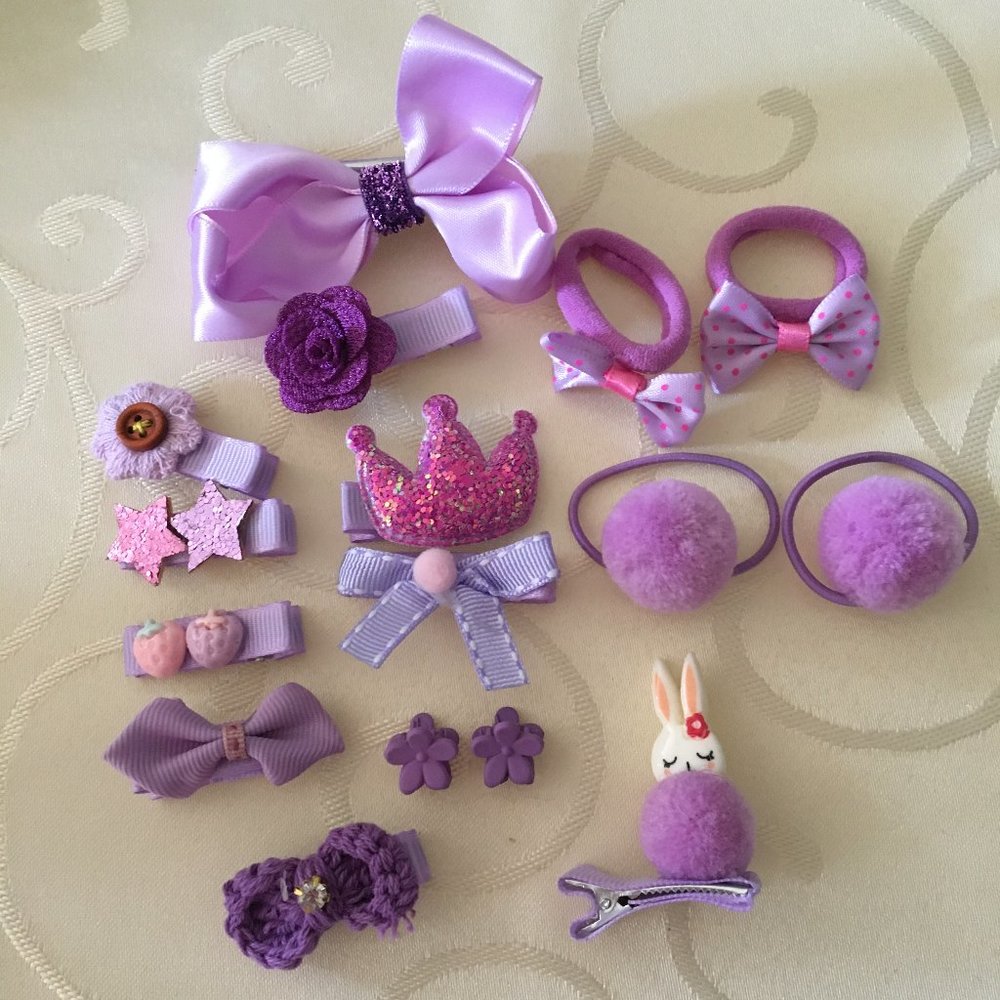 Lot Lavender- Cute assorted NEW Hair accessories